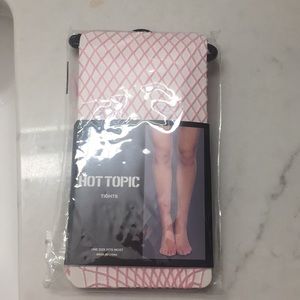 hot topic pink fish net tights